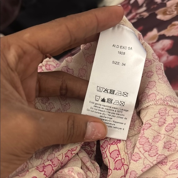 GANNI Tapioca Floral Wrap Top size 34 US size 2 in pink - Picture 11 of 11